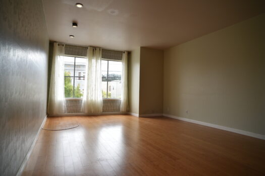 5th Avenue Apt 1