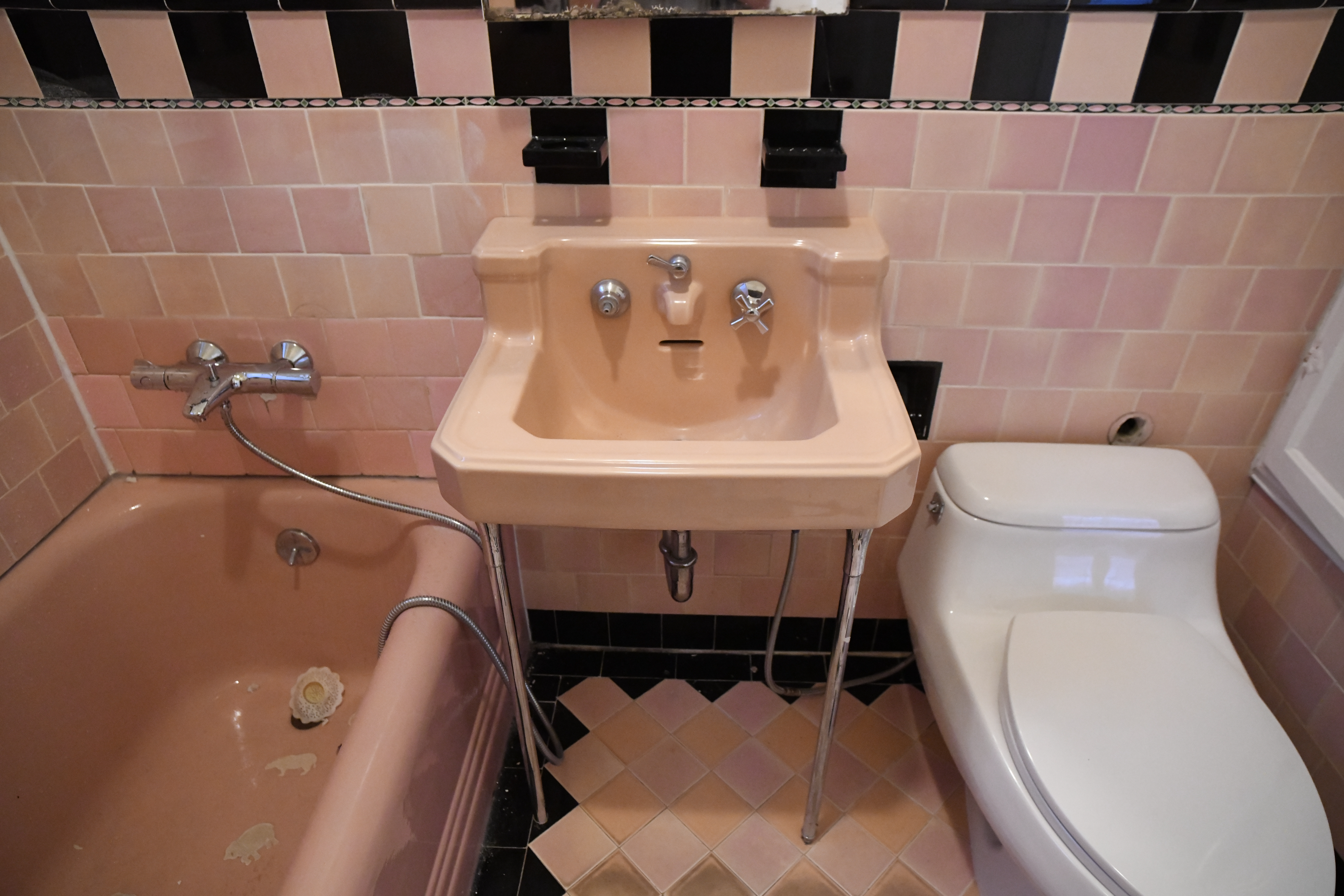 Clement St Apt 203